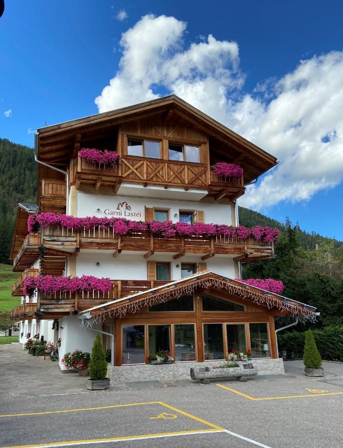 Hotel Garni Lastei 3*