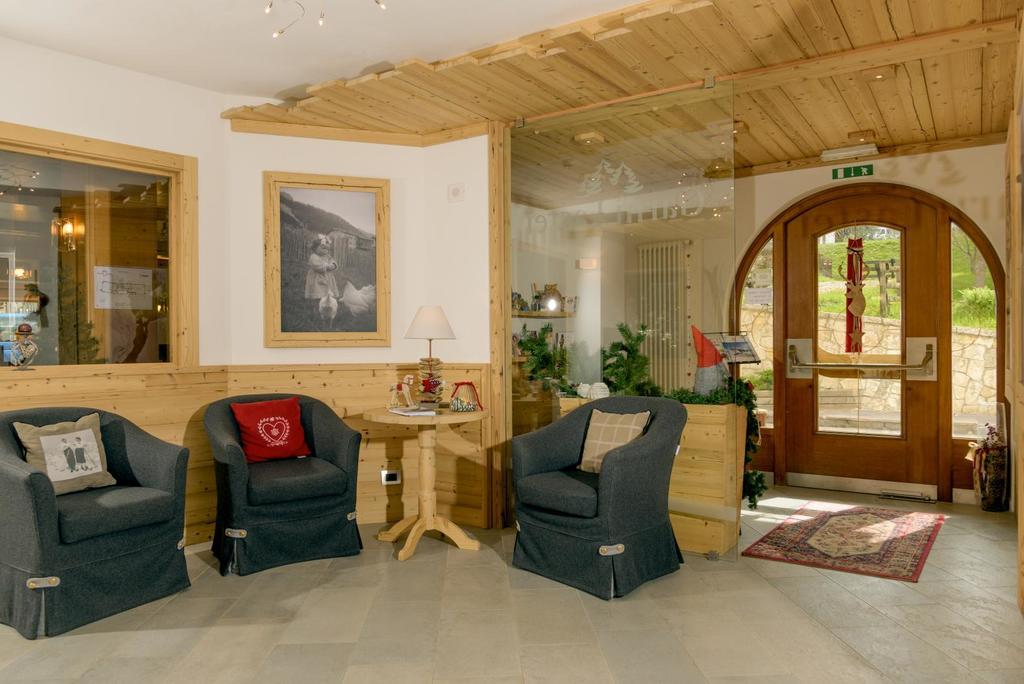 Hotel Garni Lastei Pozza di Fassa
