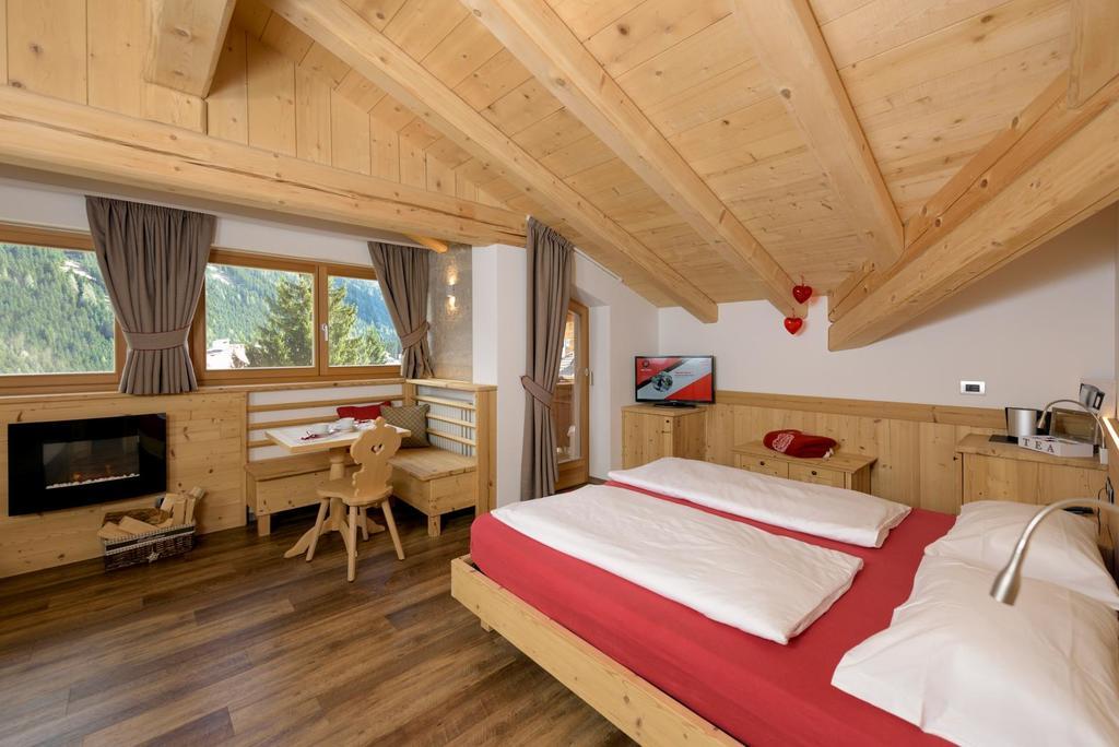 Hotel Garni Lastei 3*