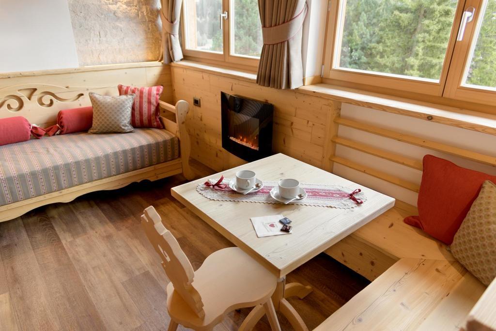 Hotel Garni Lastei Pozza di Fassa