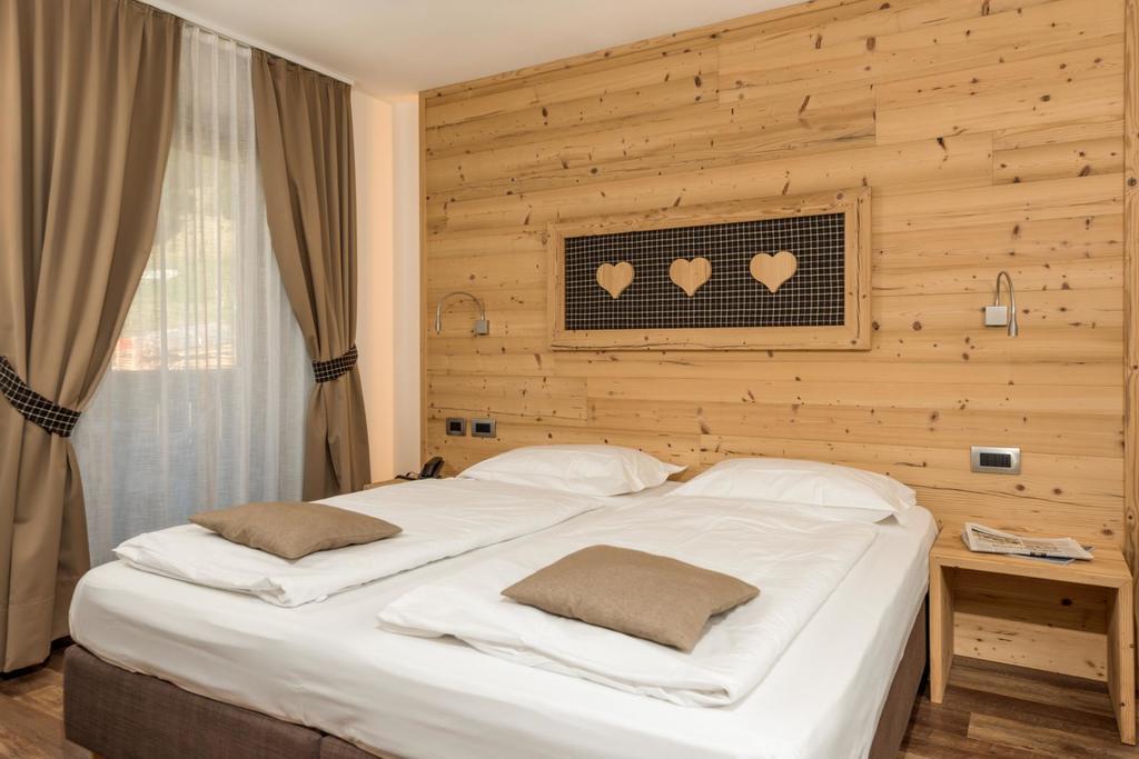 Hotel Garni Lastei Pozza di Fassa