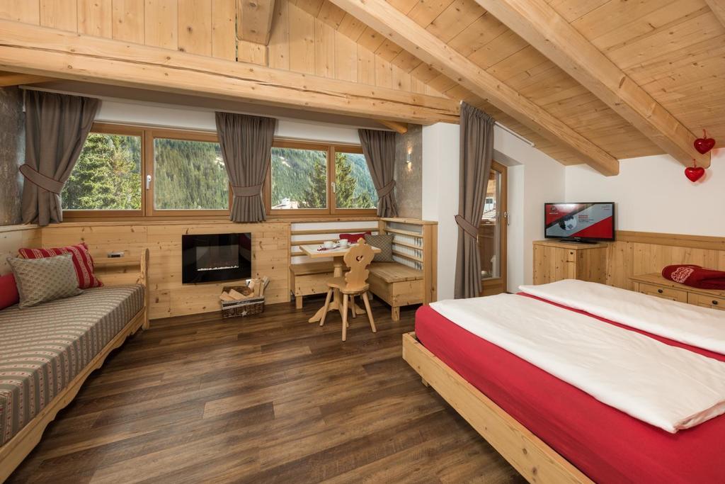 Hotel Garni Lastei 3*