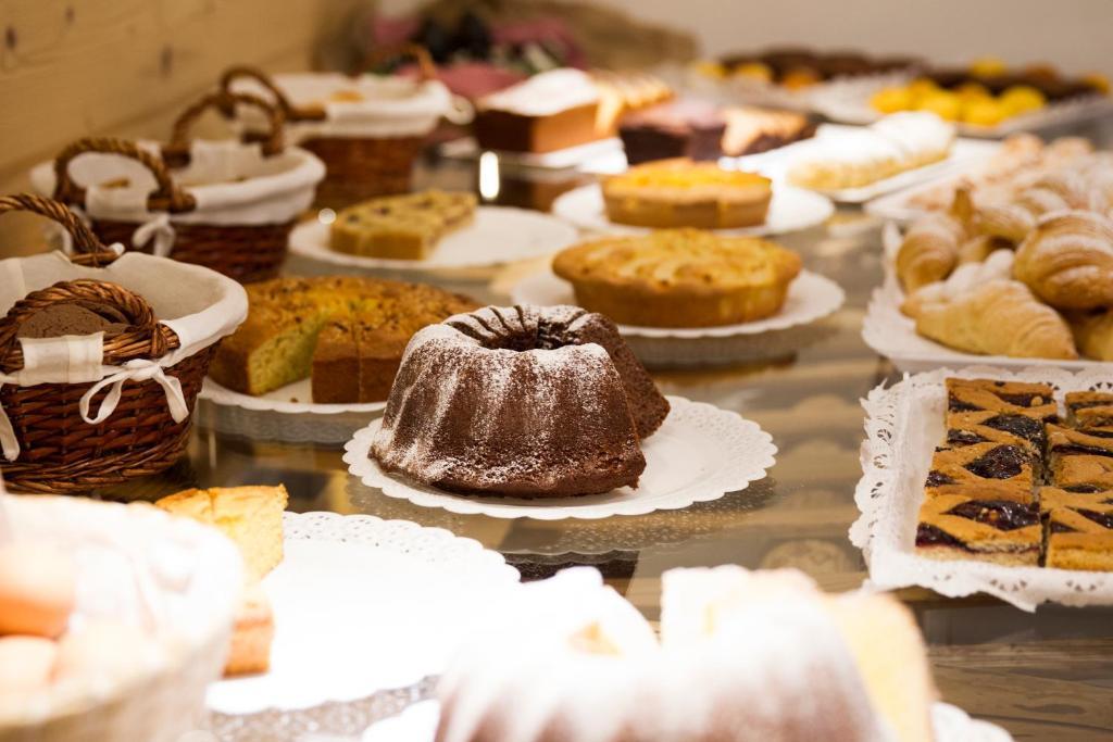Hotel Garni Lastei 3*